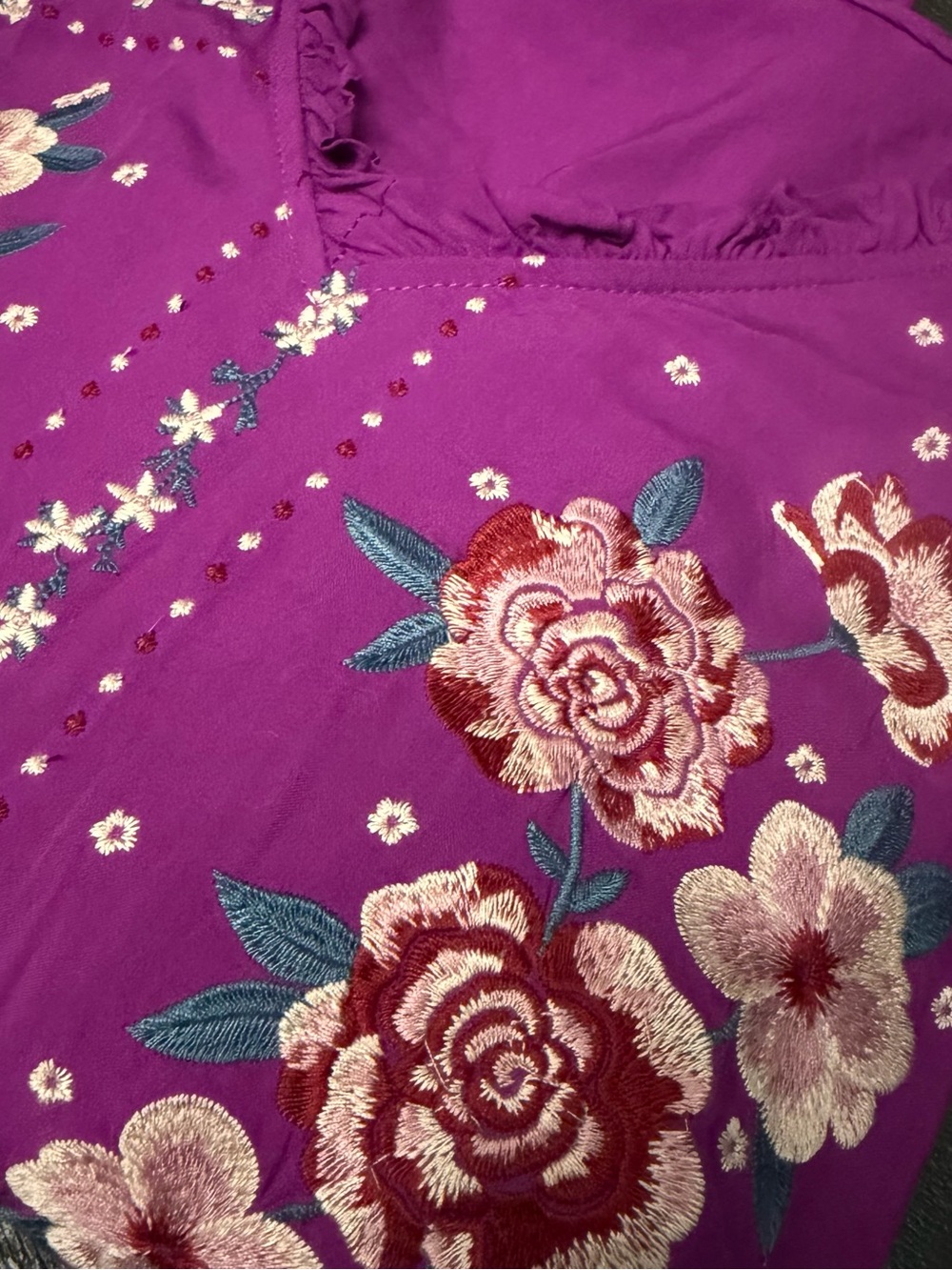 Savanna Jane Purple Embroidered Floral Peasant Top Size M - Picture 7 of 8